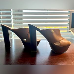 Guess heels
